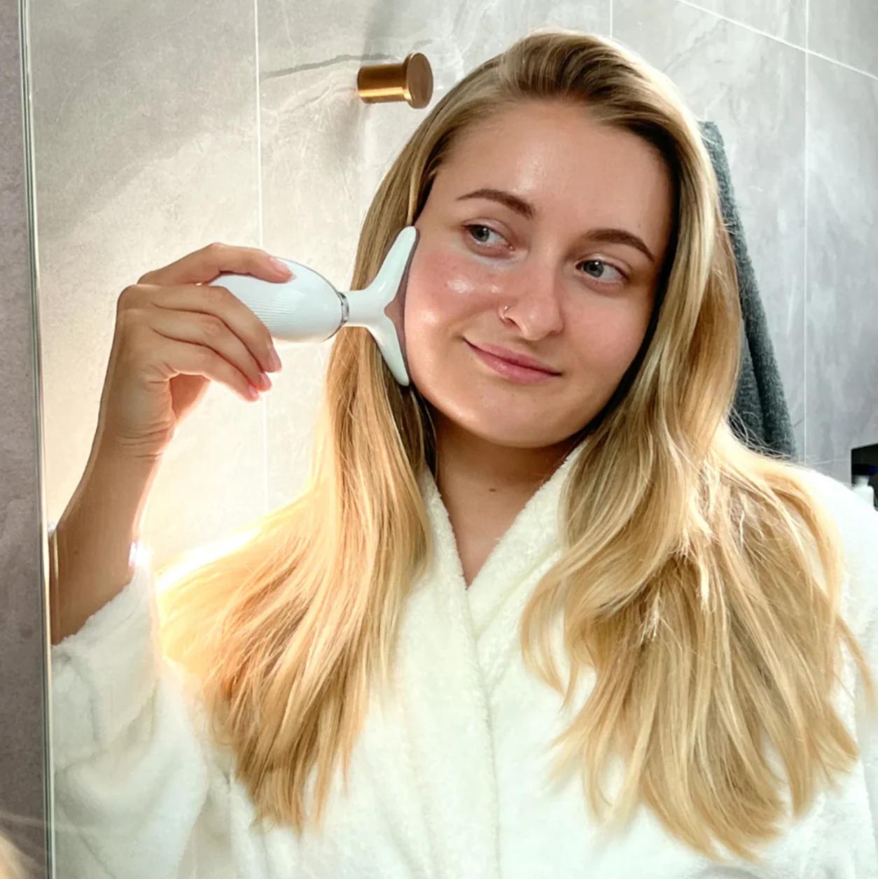 Appareil anti-âge visage